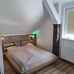 Alro Apartmanhaz Apartamento *