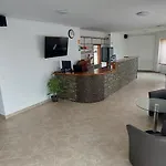 Apartamento Alro Apartmanhaz Balatonszarszo