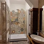 Alro Apartmanhaz *