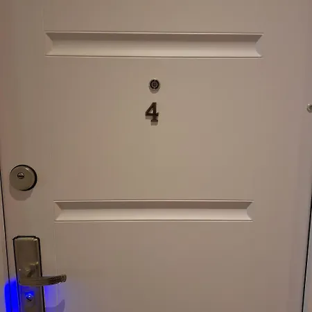 Apartment Alro Apartmanhaz *