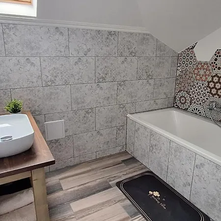 Alro Apartmanhaz Apartment