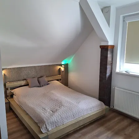 Alro Apartmanhaz Apartment *