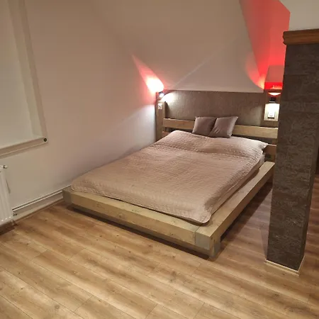 Alro Apartmanhaz Apartment *