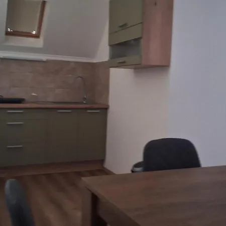 Alro Apartmanhaz Apartment *